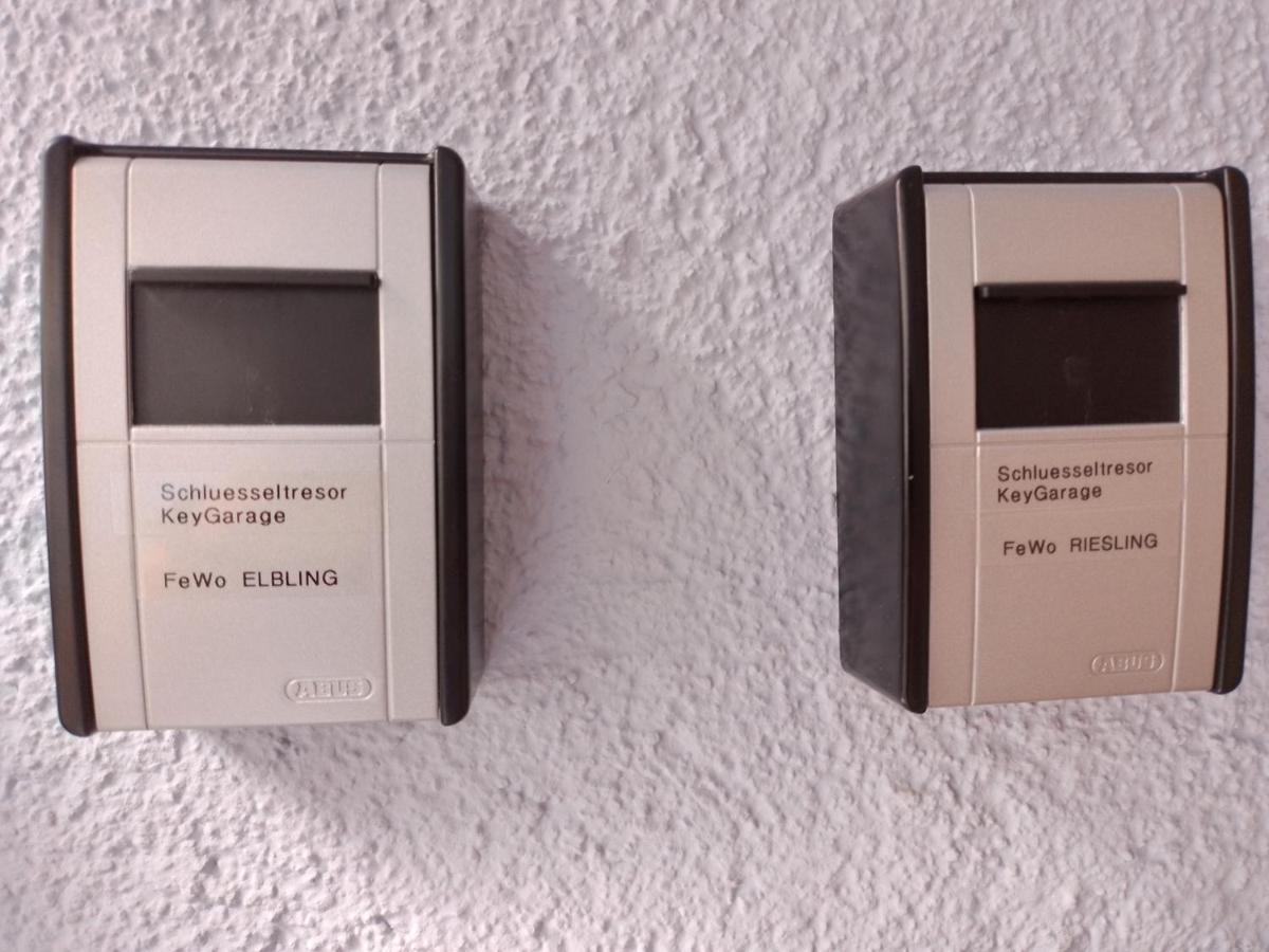 Ferienwohnungen Am Bruttiger Moselsteig Esterno foto