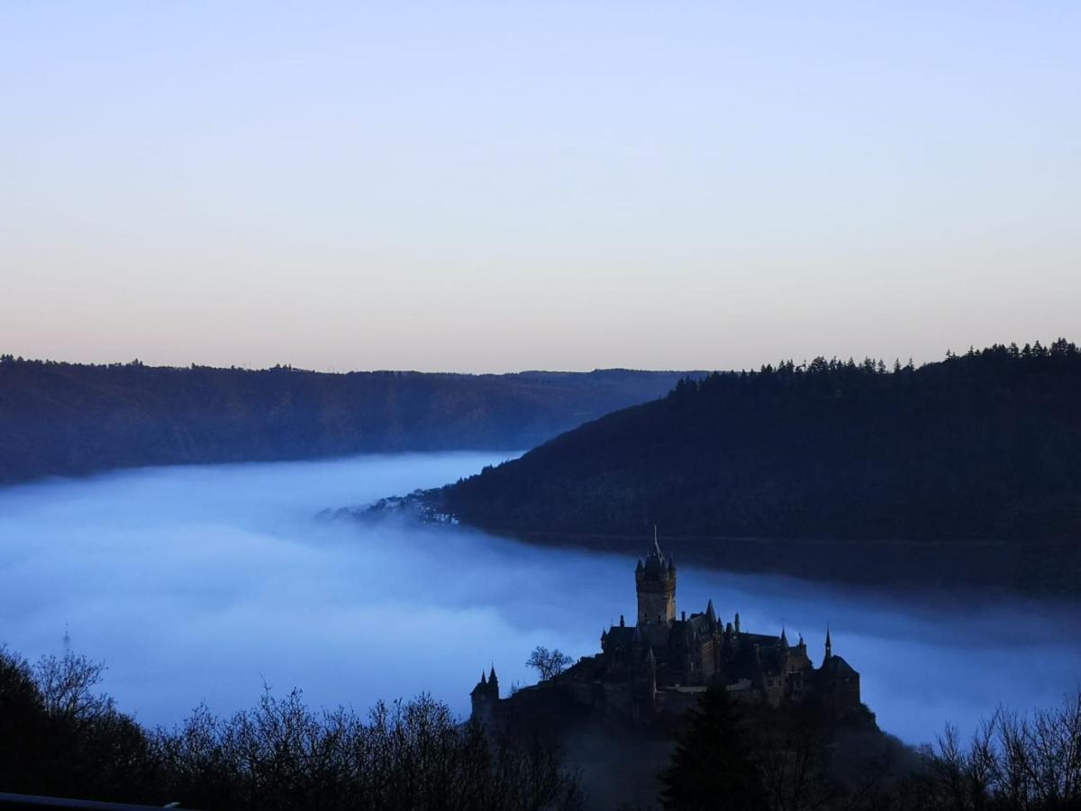 Ferienwohnungen Am Bruttiger Moselsteig Esterno foto